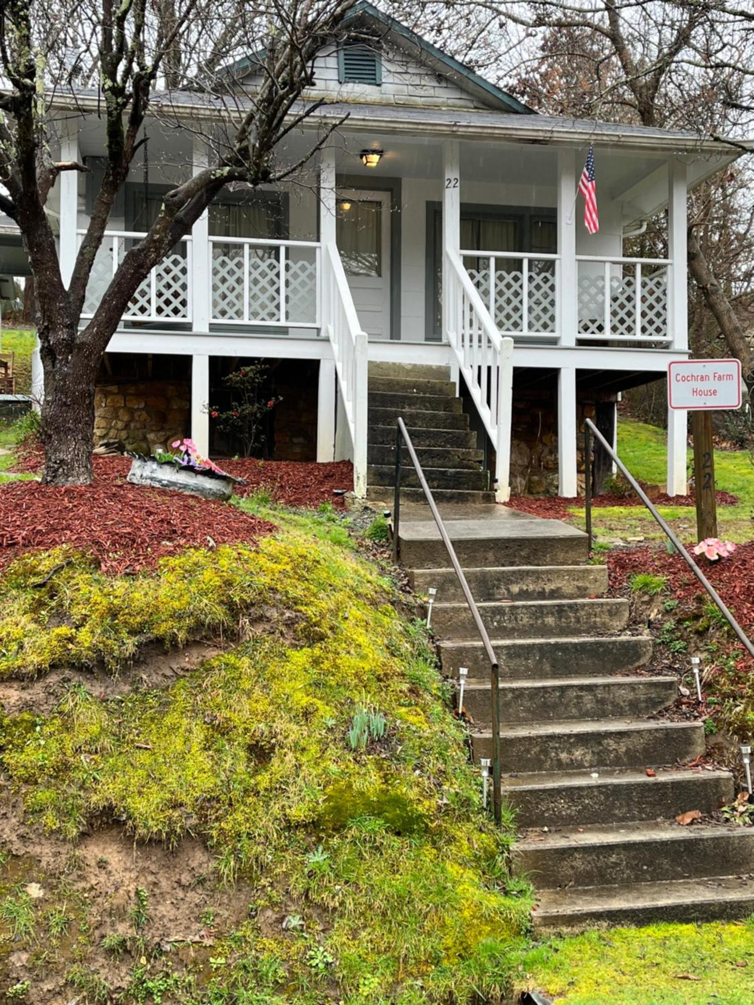 Cochran Farm House Bryson City Exterior photo